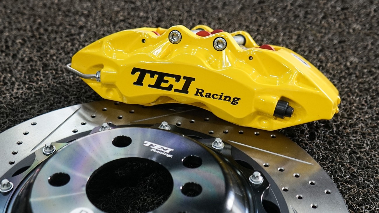 Big Brake Kits For BMW 3 Series E36 (19921998) Front BBK 18 Inch Wheel